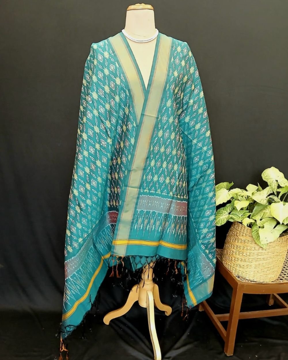 Silk-cotton Ikat Dupatta from Telengana – (SCDT0041)