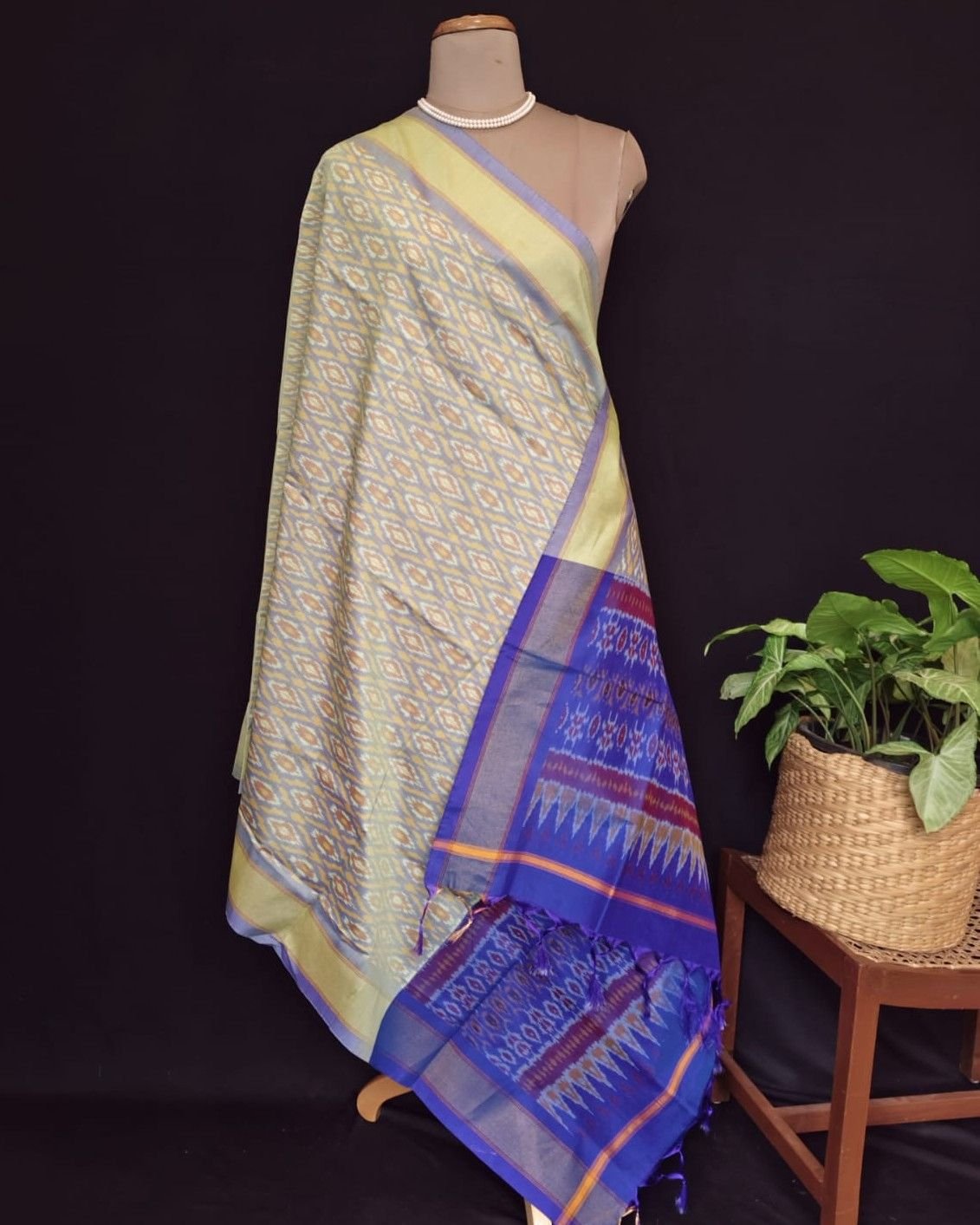 Silk-cotton Ikat Dupatta from Telengana – (SCDT0024) - Image 7