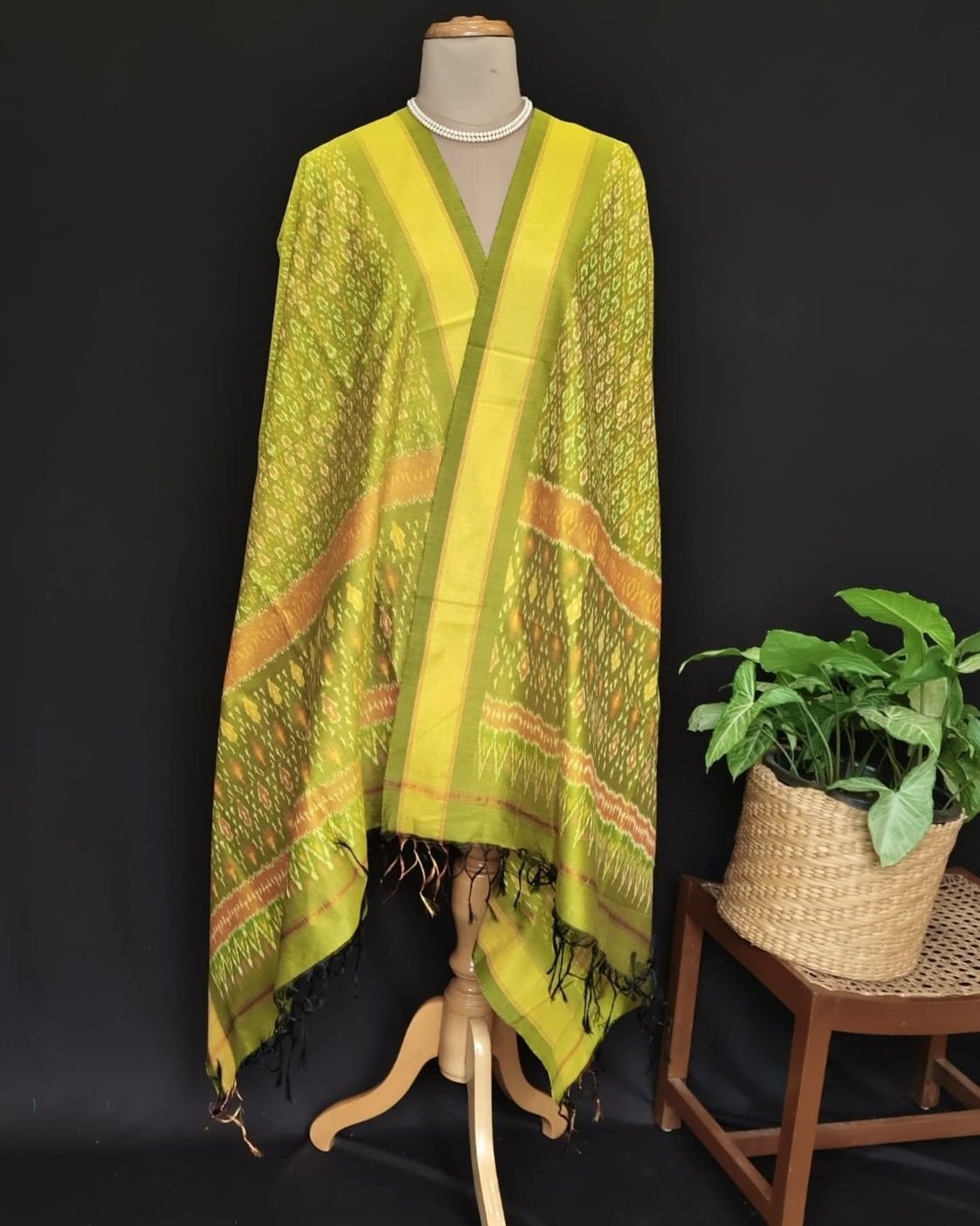Silk-cotton Ikat Dupatta from Telengana – (SCDT0026)