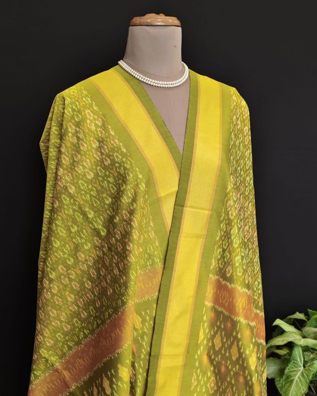 Silk-cotton Ikat Dupatta from Telengana – (SCDT0026) - Image 2