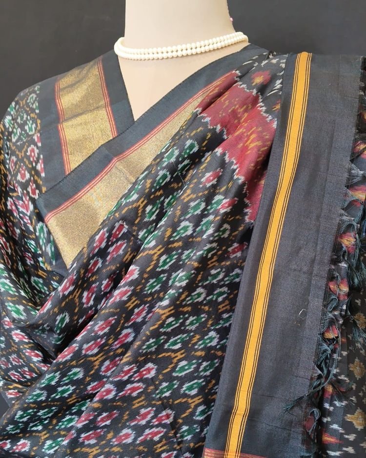 Silk-cotton Ikat Dupatta from Telengana – (SCDT0011) - Image 5
