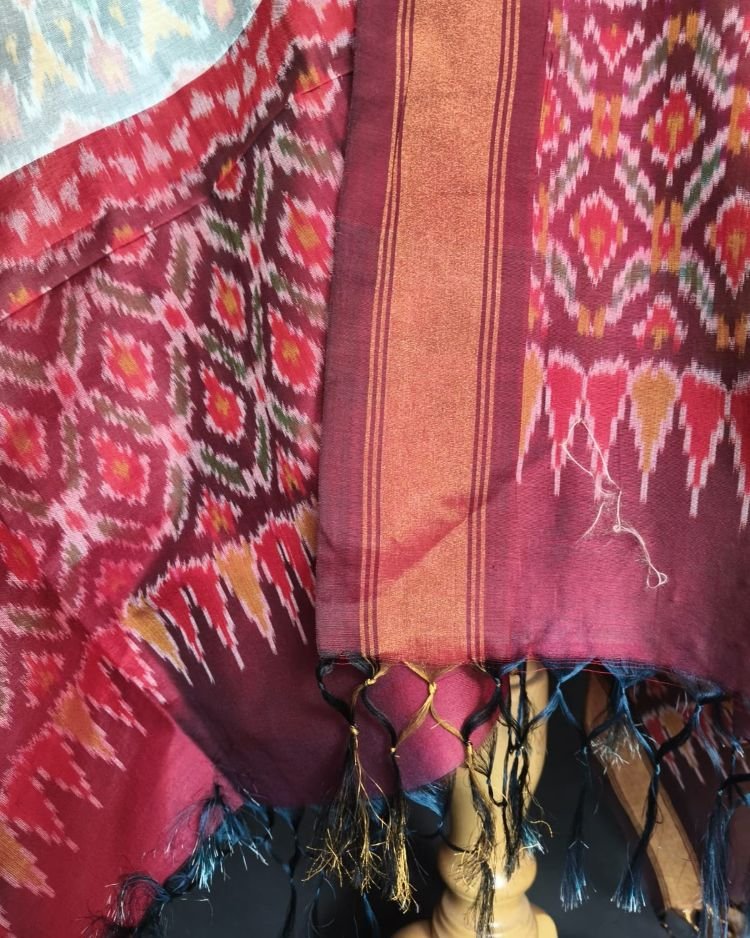 Silk-cotton Ikat Dupatta from Telengana – (SCDT0015) - Image 4