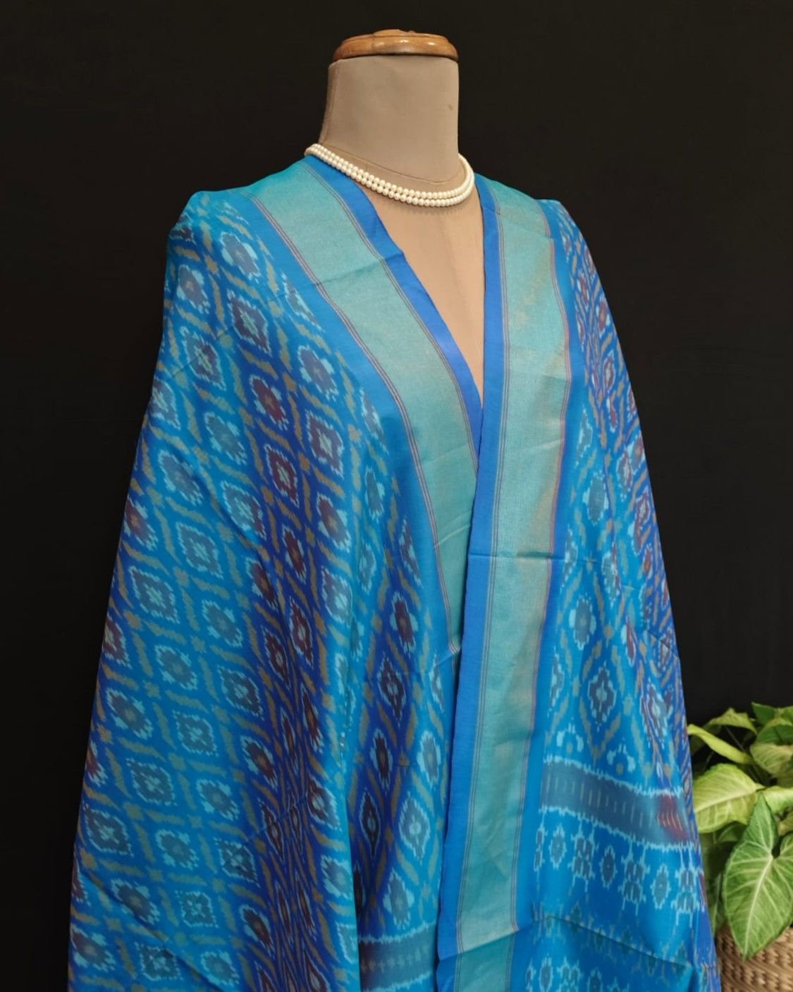 Silk-cotton Ikat Dupatta from Telengana – (SCDT0031) - Image 2