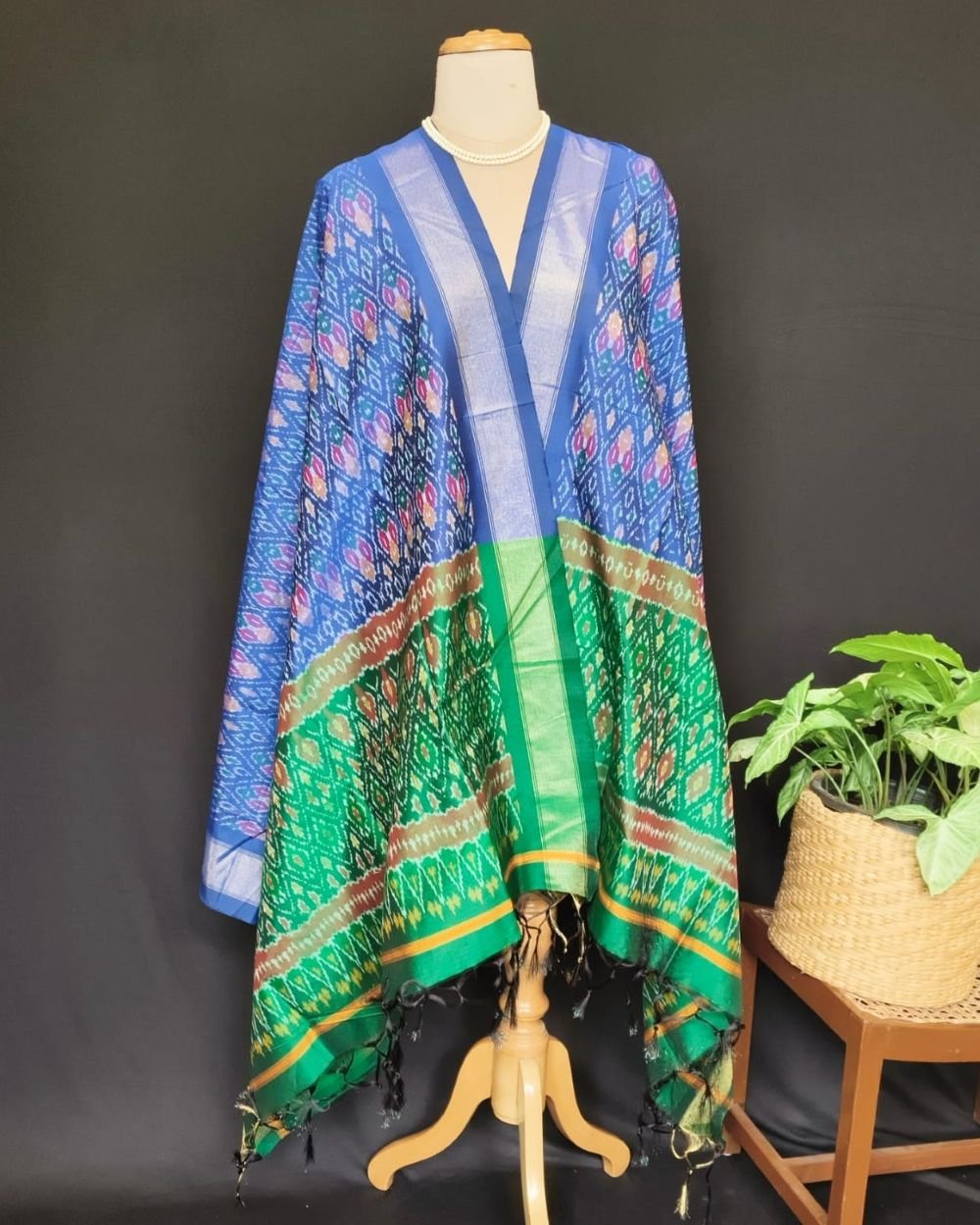 Silk-cotton Ikat Dupatta from Telengana – (SCDT0018)
