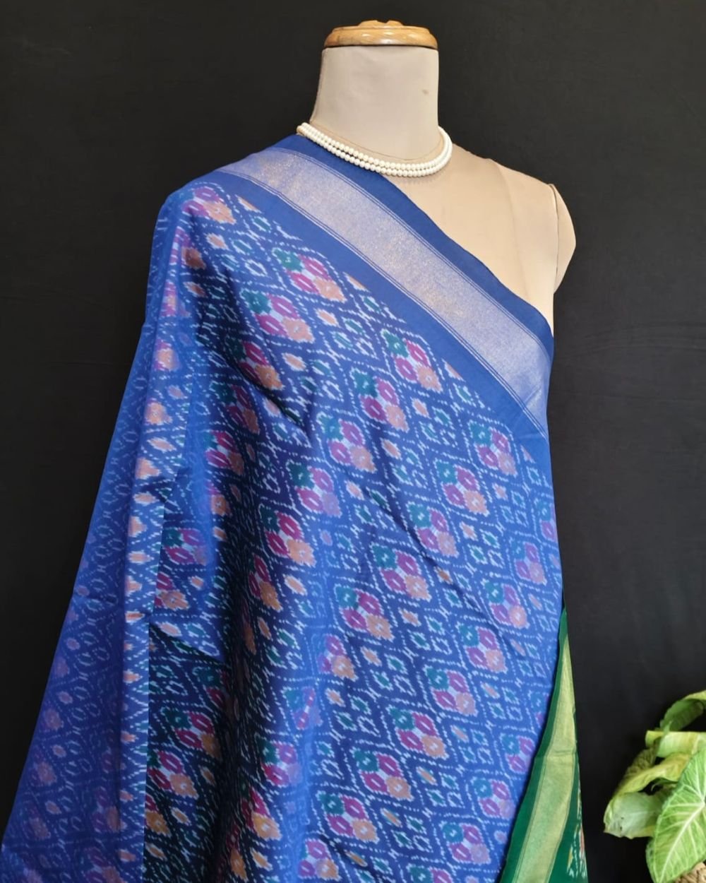 Silk-cotton Ikat Dupatta from Telengana – (SCDT0018) - Image 8