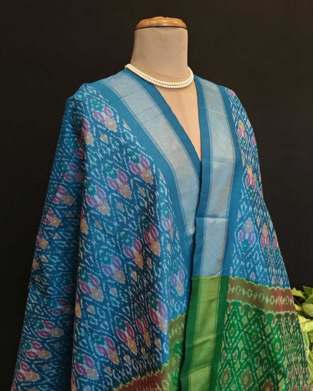 Silk-cotton Ikat Dupatta from Telengana – (SCDT0034) - Image 2