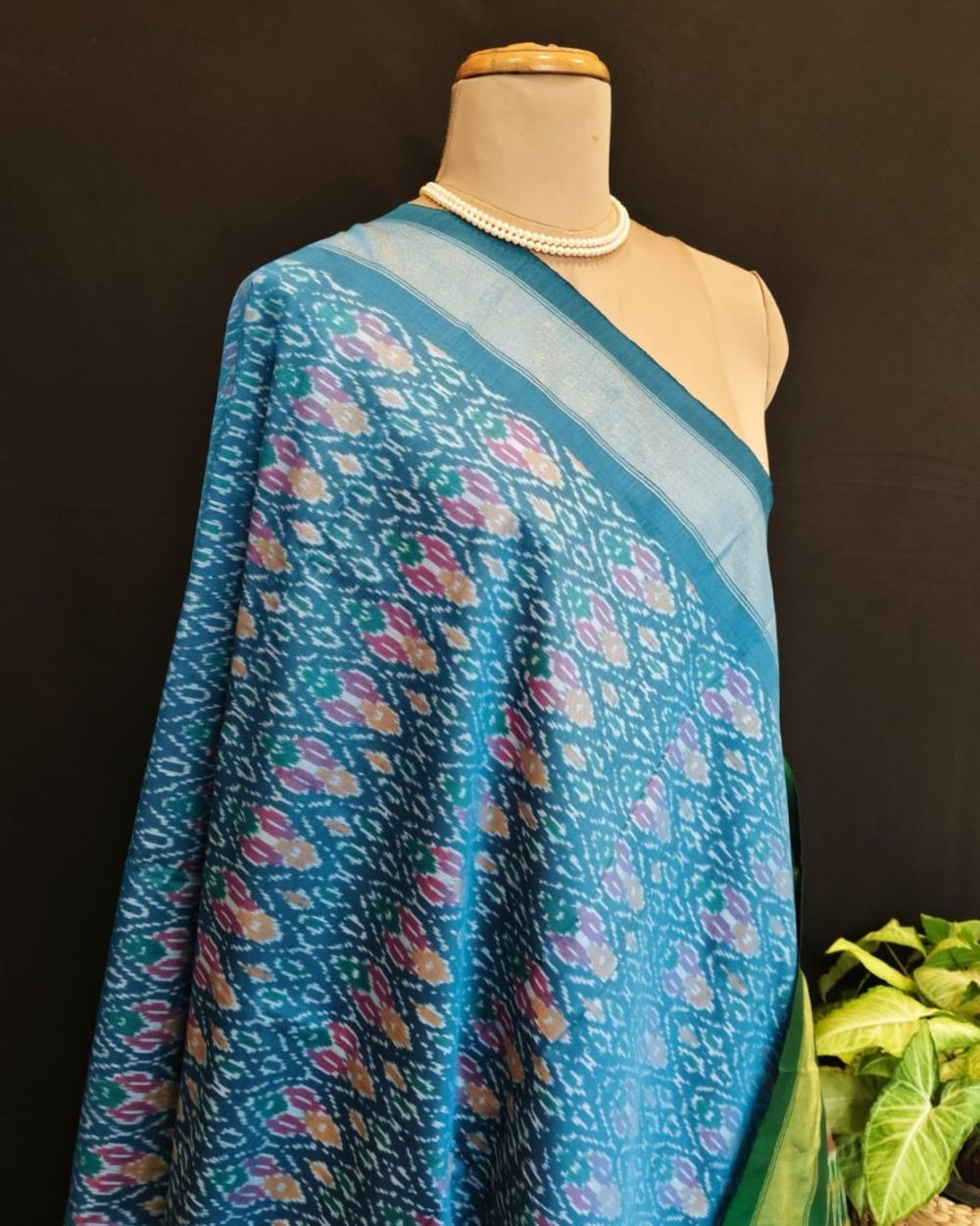 Silk-cotton Ikat Dupatta from Telengana – (SCDT0034) - Image 8