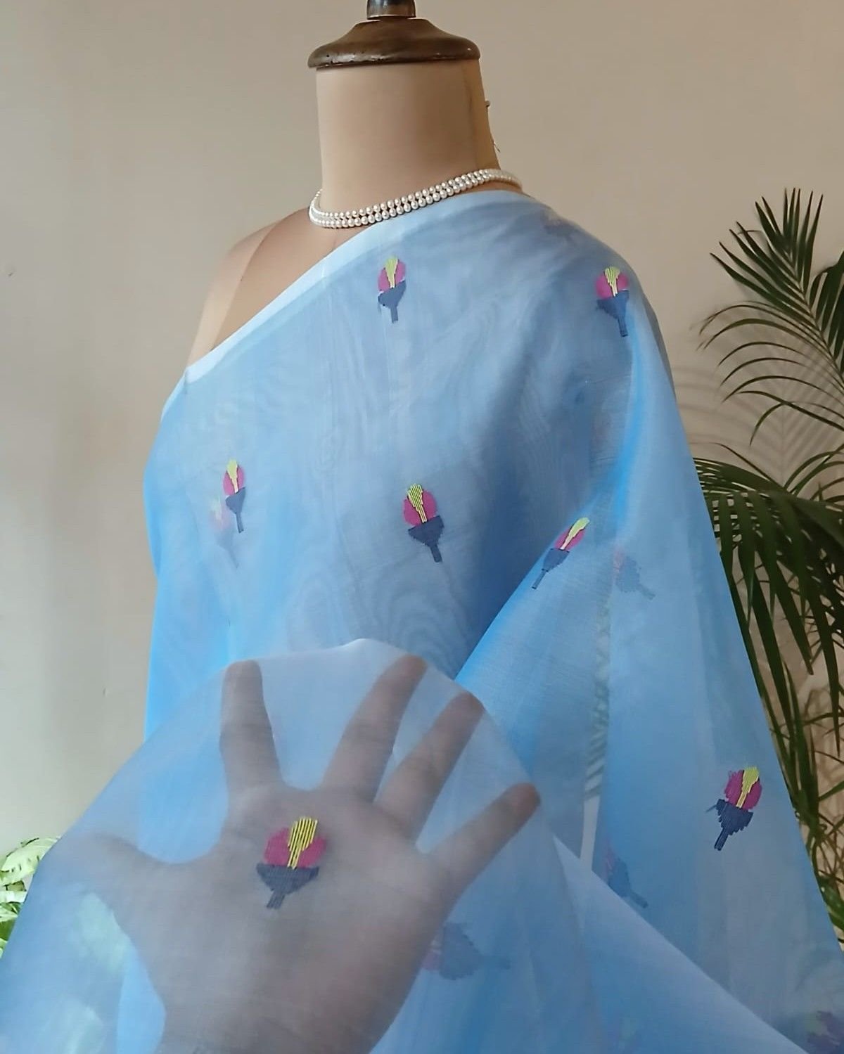 Hand Jamdani in Mulberry Silk with Bird Motifs – (SJMS1190) - Image 4