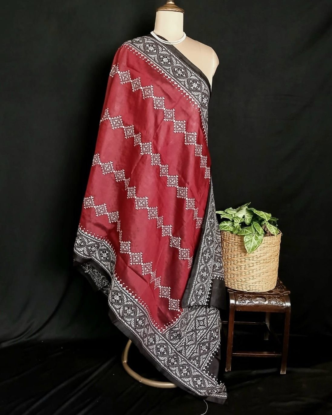 Pure Silk Kantha Dupatta from Santiniketan – (KSDS1012) - Image 7