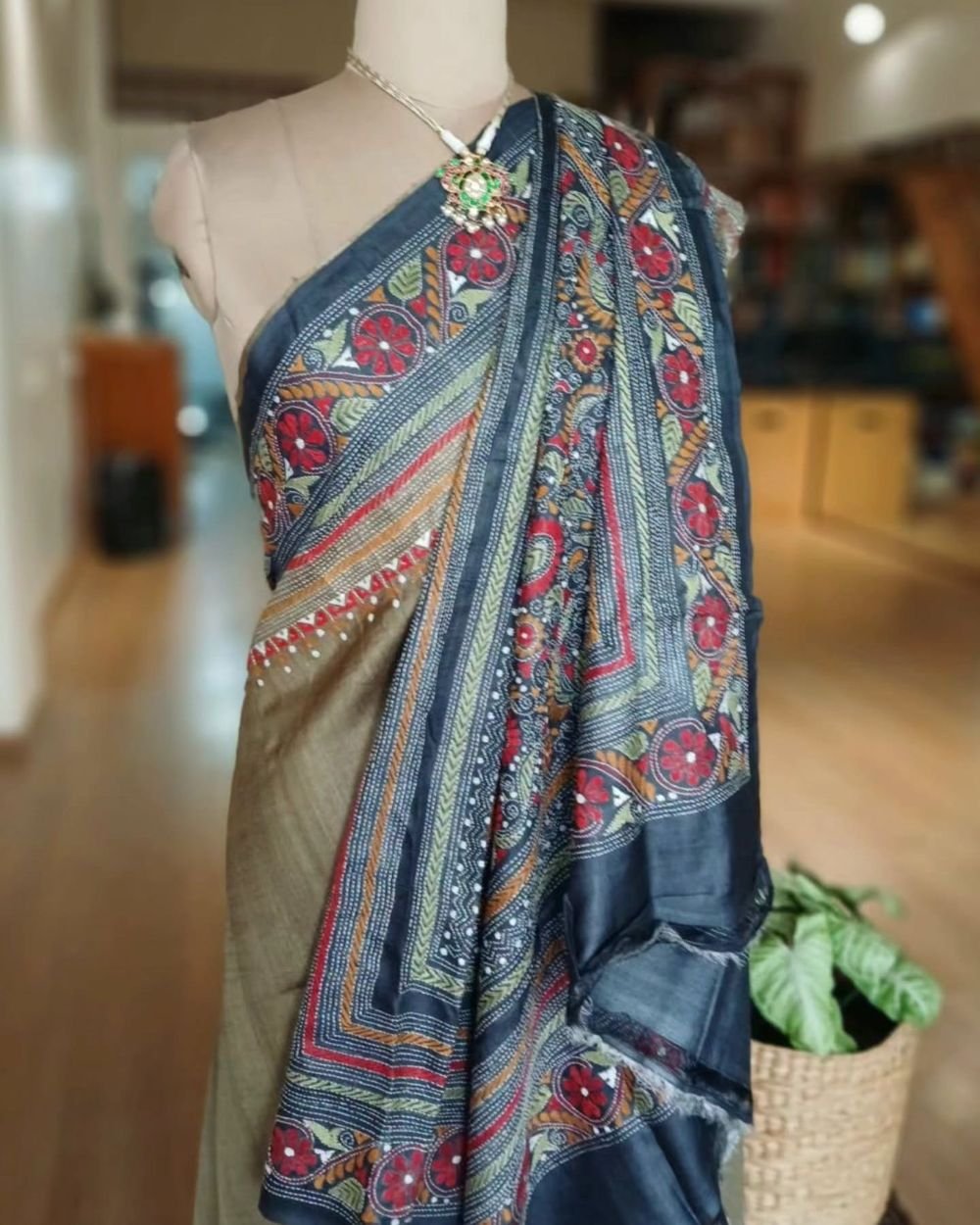 Kantha Embroidery from Santiniketan on Tussar Silk Saree - (TSKS0007) - Image 2