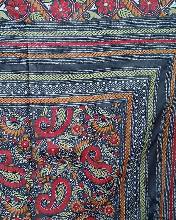 Kantha Embroidery from Santiniketan on Tussar Silk Saree - (TSKS0007) - Image 4