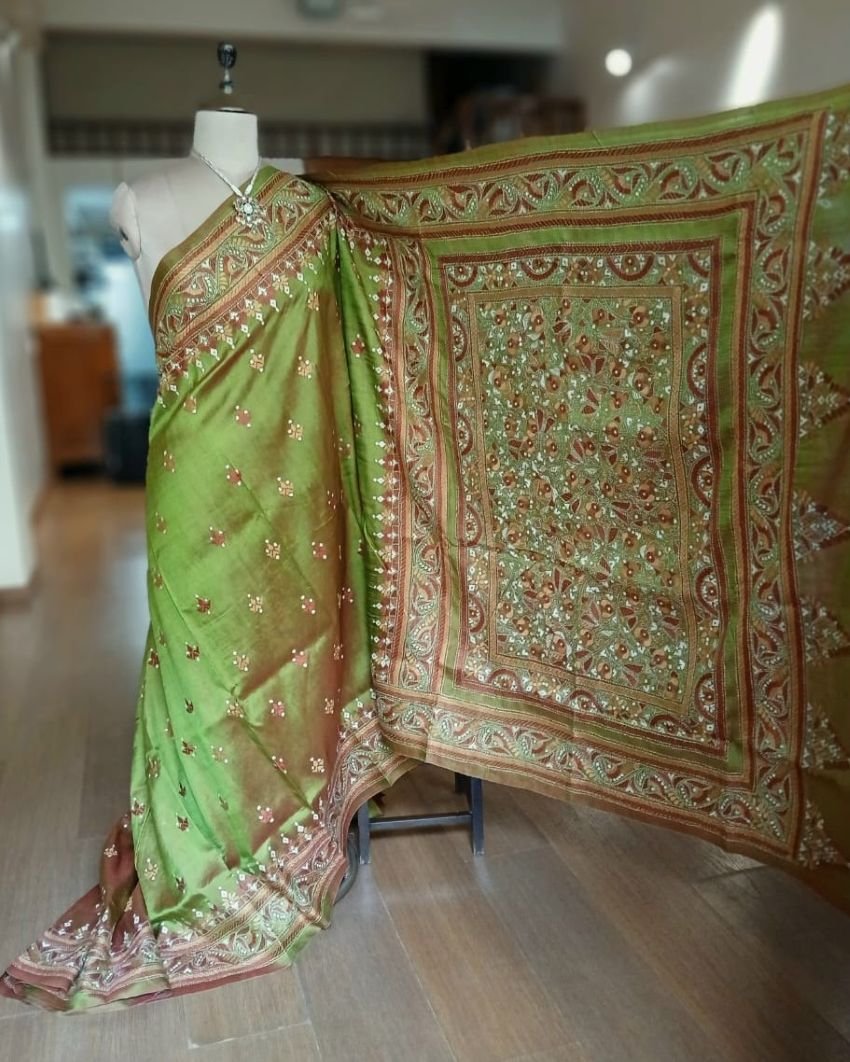 Santiniketan Kantha Saree in pure Bisnupuri Silk – (SNBK1093) - Image 5