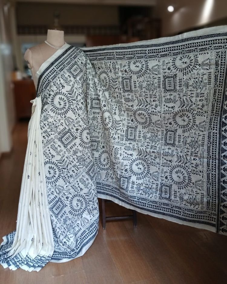 Santiniketan Kantha Saree in pure Bisnupuri Silk – (SNBK1095) - Image 6