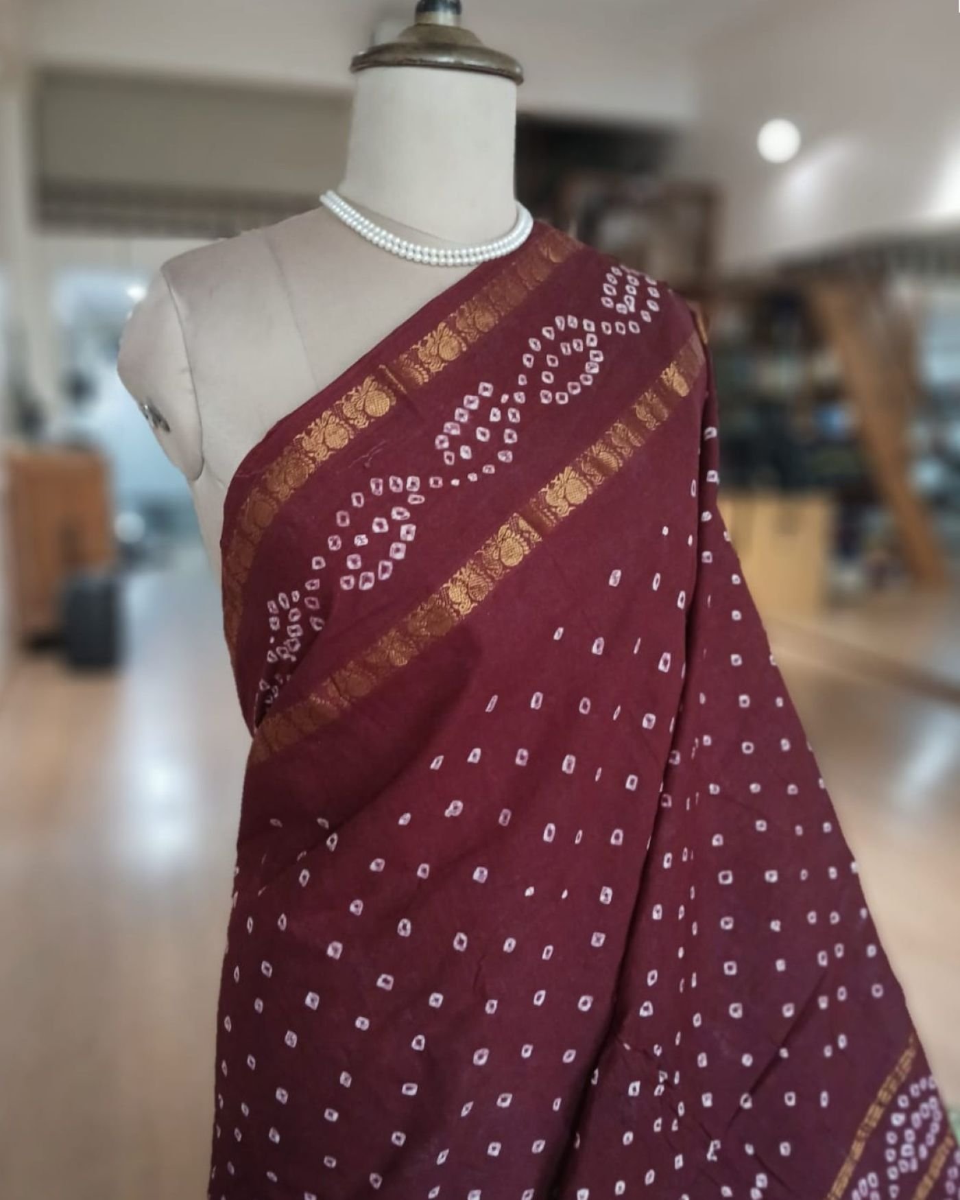 Hand-knotted Madurai Sungudi Cotton Saree- (HKSS1013) - Image 2