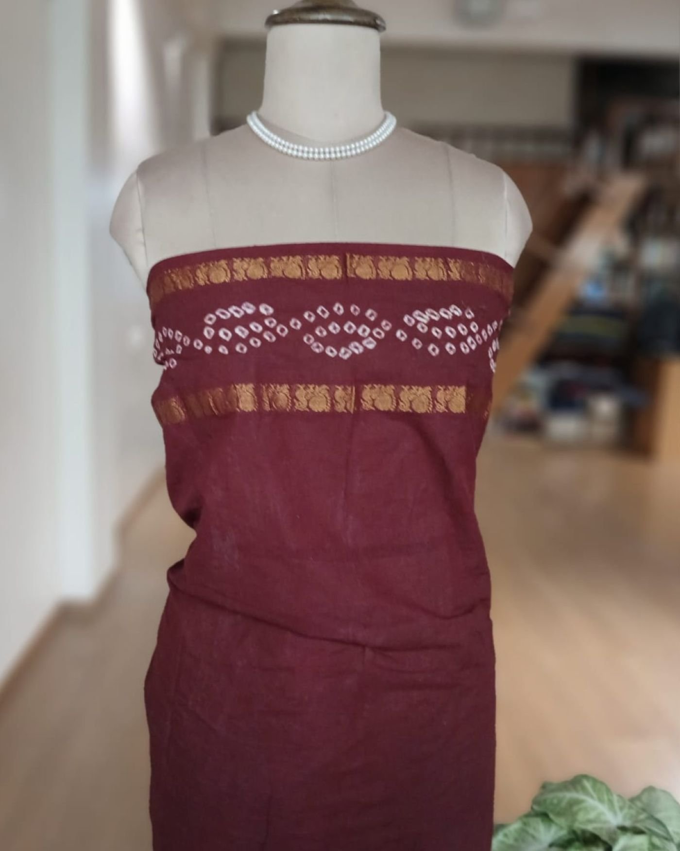 Hand-knotted Madurai Sungudi Cotton Saree- (HKSS1013) - Image 7