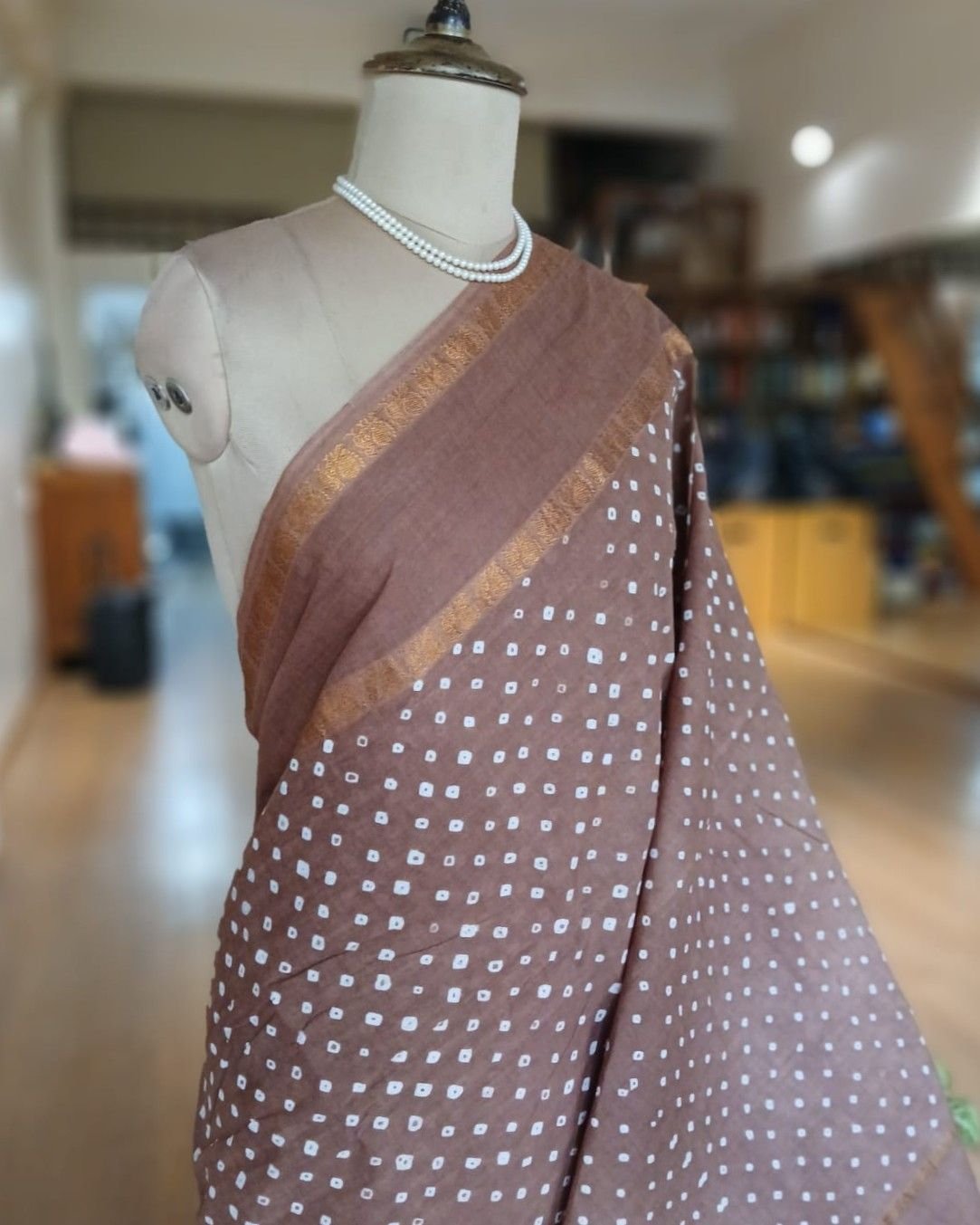 Hand-knotted Madurai Sungudi Cotton Saree- (HKSS1011) - Image 2