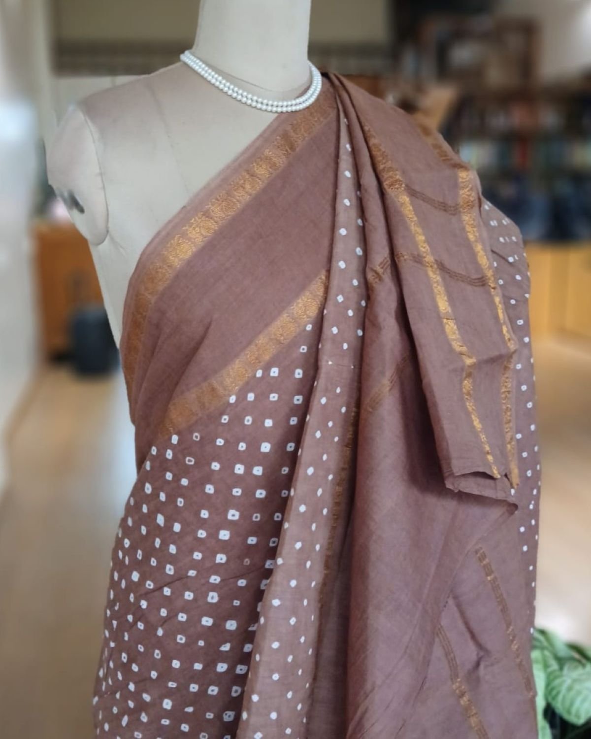 Hand-knotted Madurai Sungudi Cotton Saree- (HKSS1011) - Image 5