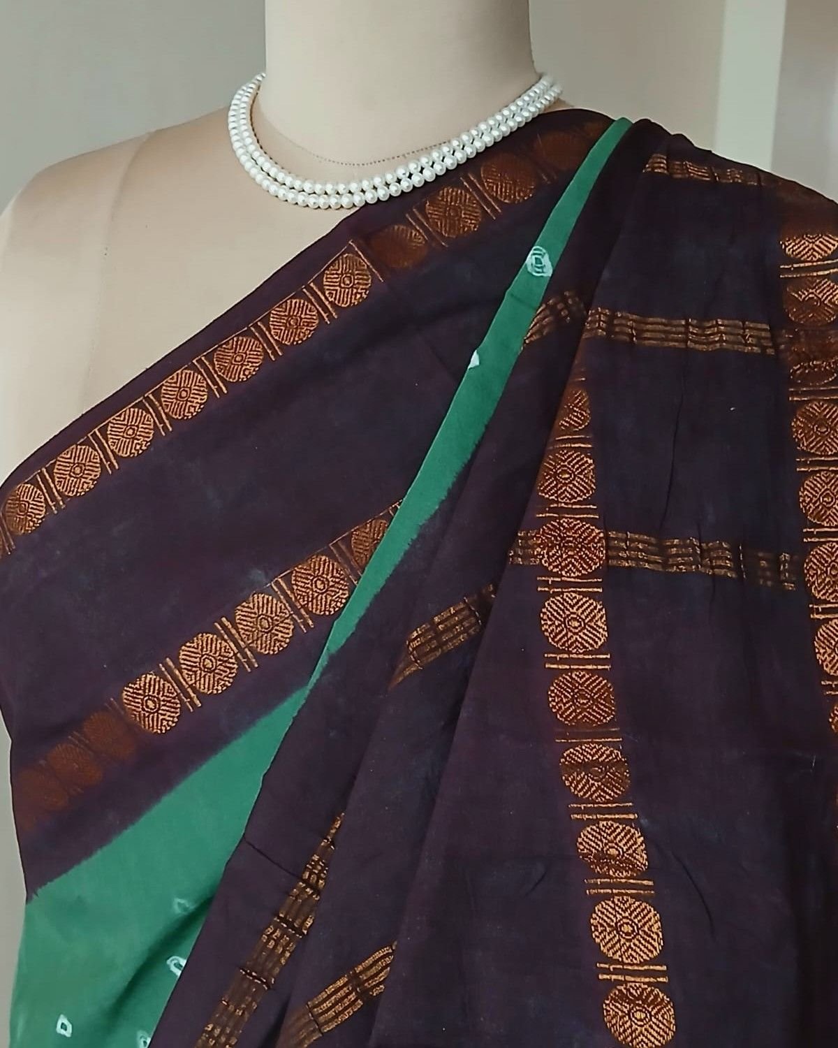 Hand-knotted Madurai Sungudi Cotton Saree- (HKSS1006) - Image 5