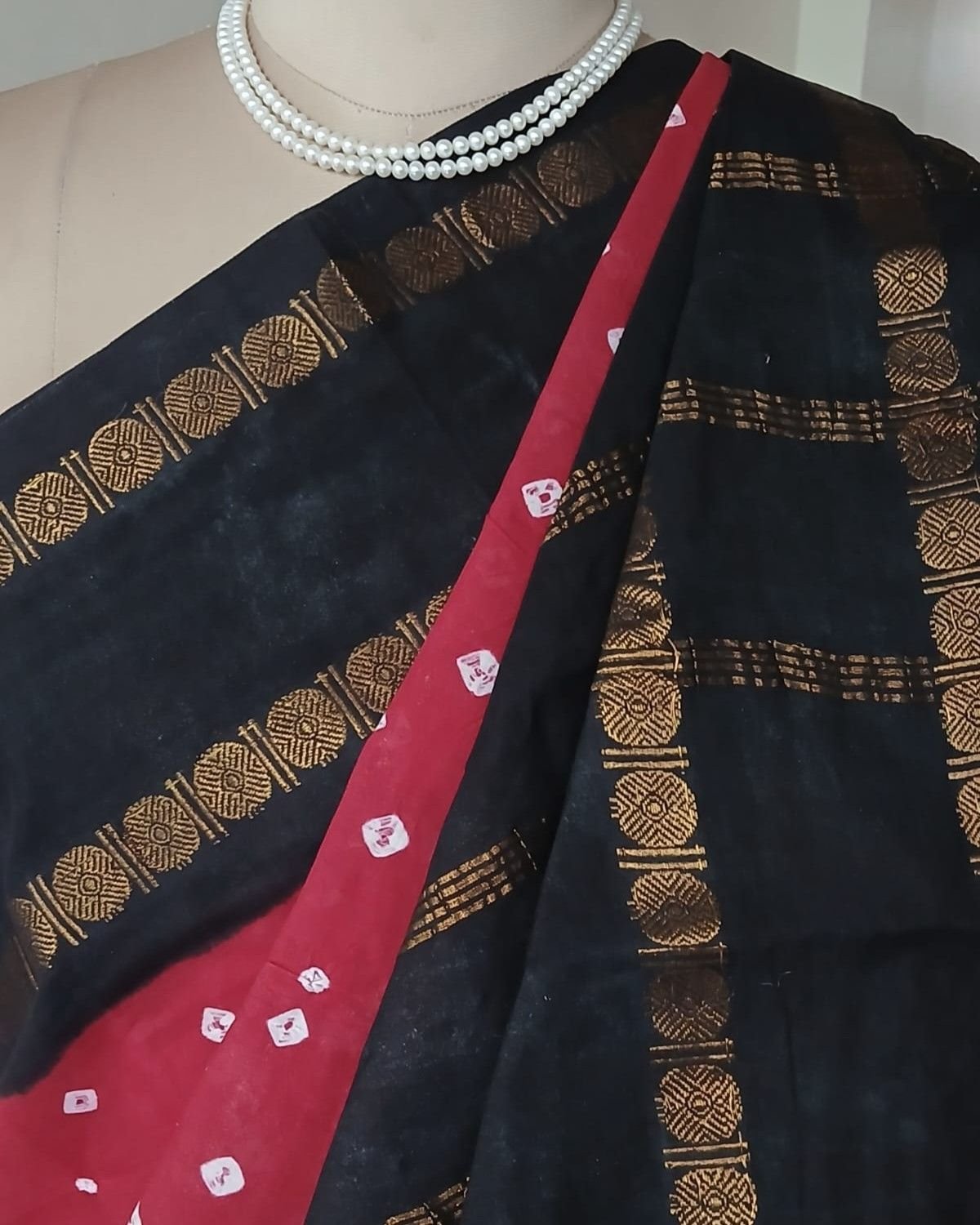 Hand-knotted Madurai Sungudi Cotton Saree- (HKSS1008) - Image 5