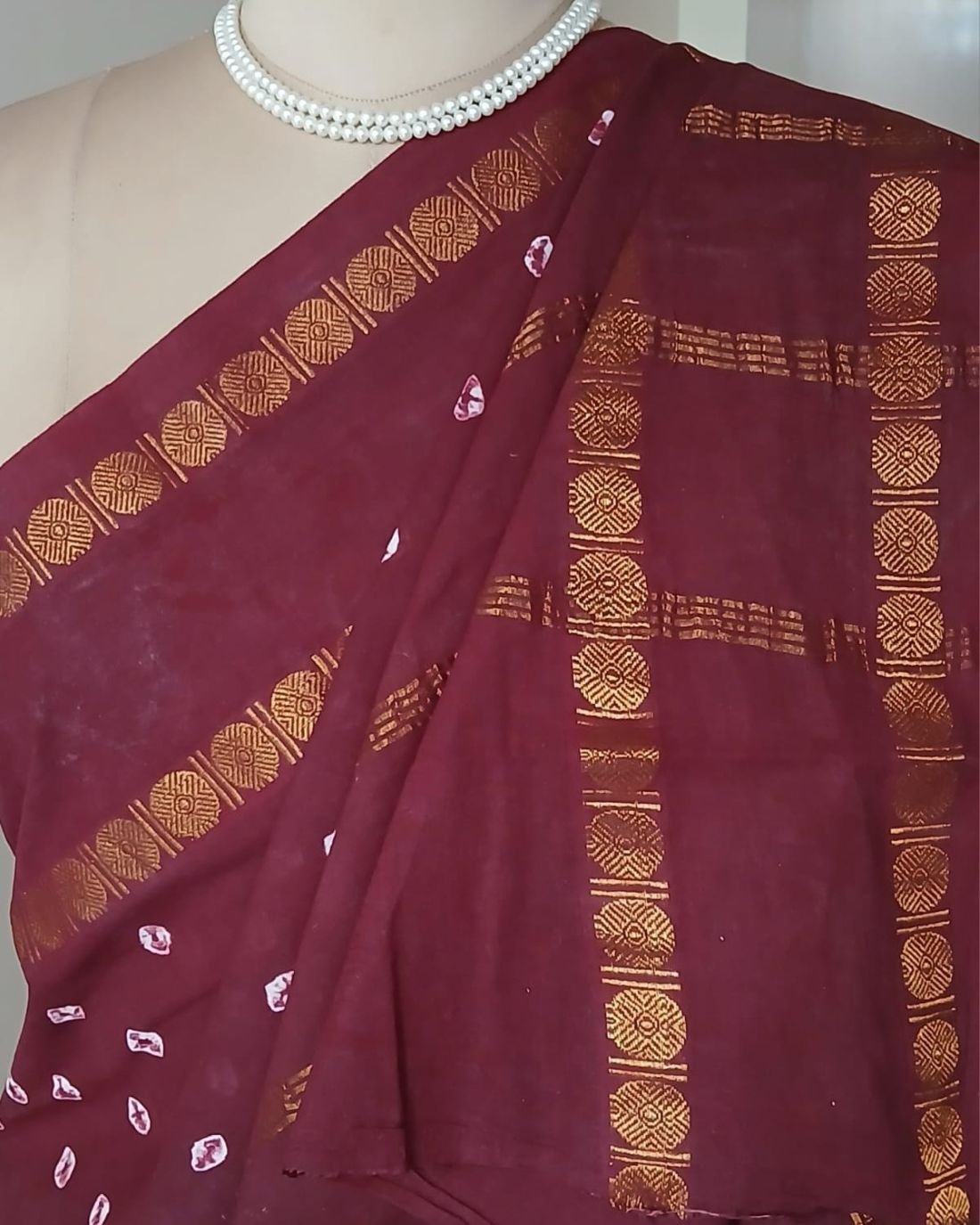 Hand-knotted Madurai Sungudi Cotton Saree- (HKSS1003) - Image 5
