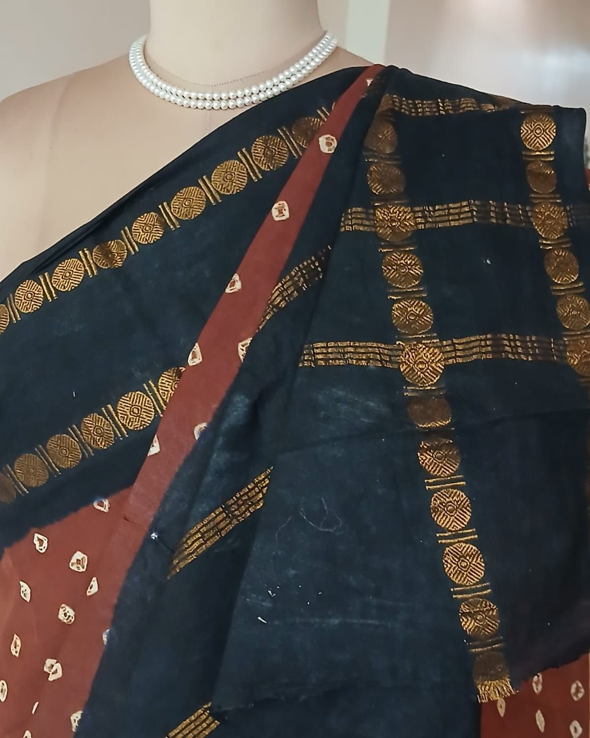 Hand-knotted Madurai Sungudi Cotton Saree- (HKSS1014) - Image 6