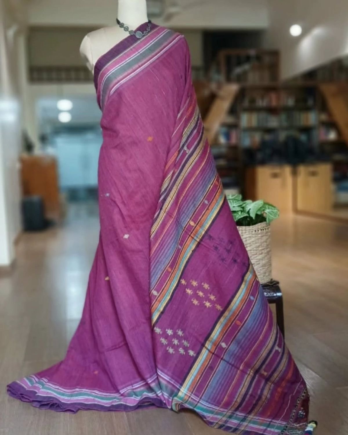 Ghicha Tussar x Cotton Bhujodi Handweave Saree – (BHUJ1099) - Image 3