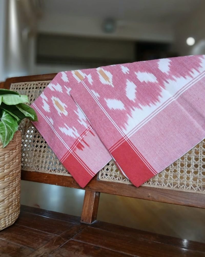 Ikat Cotton Double Bedsheet Set with Pillowcases – (BDST1036) - Image 3