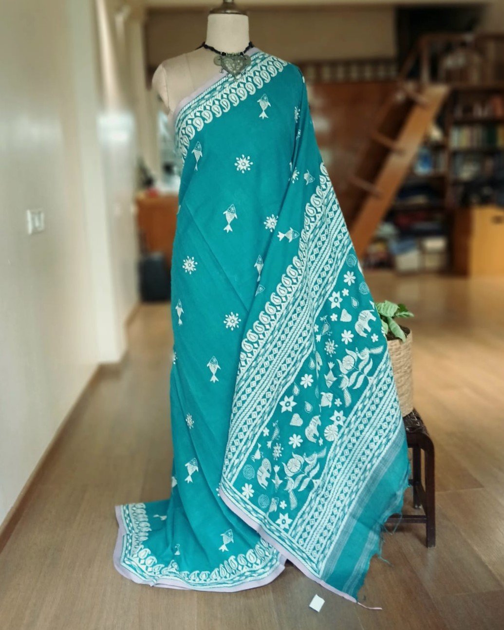 Kantha Hand Embroidery on Begumpuri Cotton – (KNCS1072) - Image 2