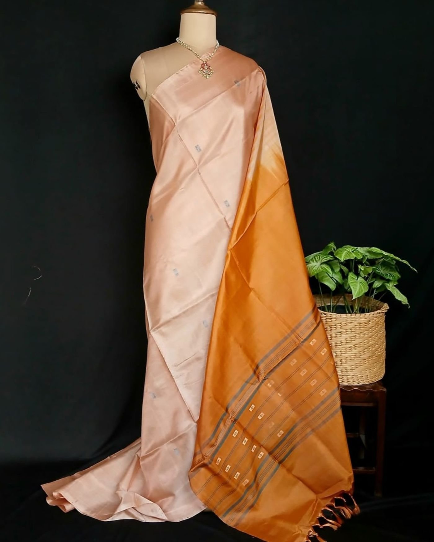Banana Pith Fibre Handwoven Saree - (BPHS0001)