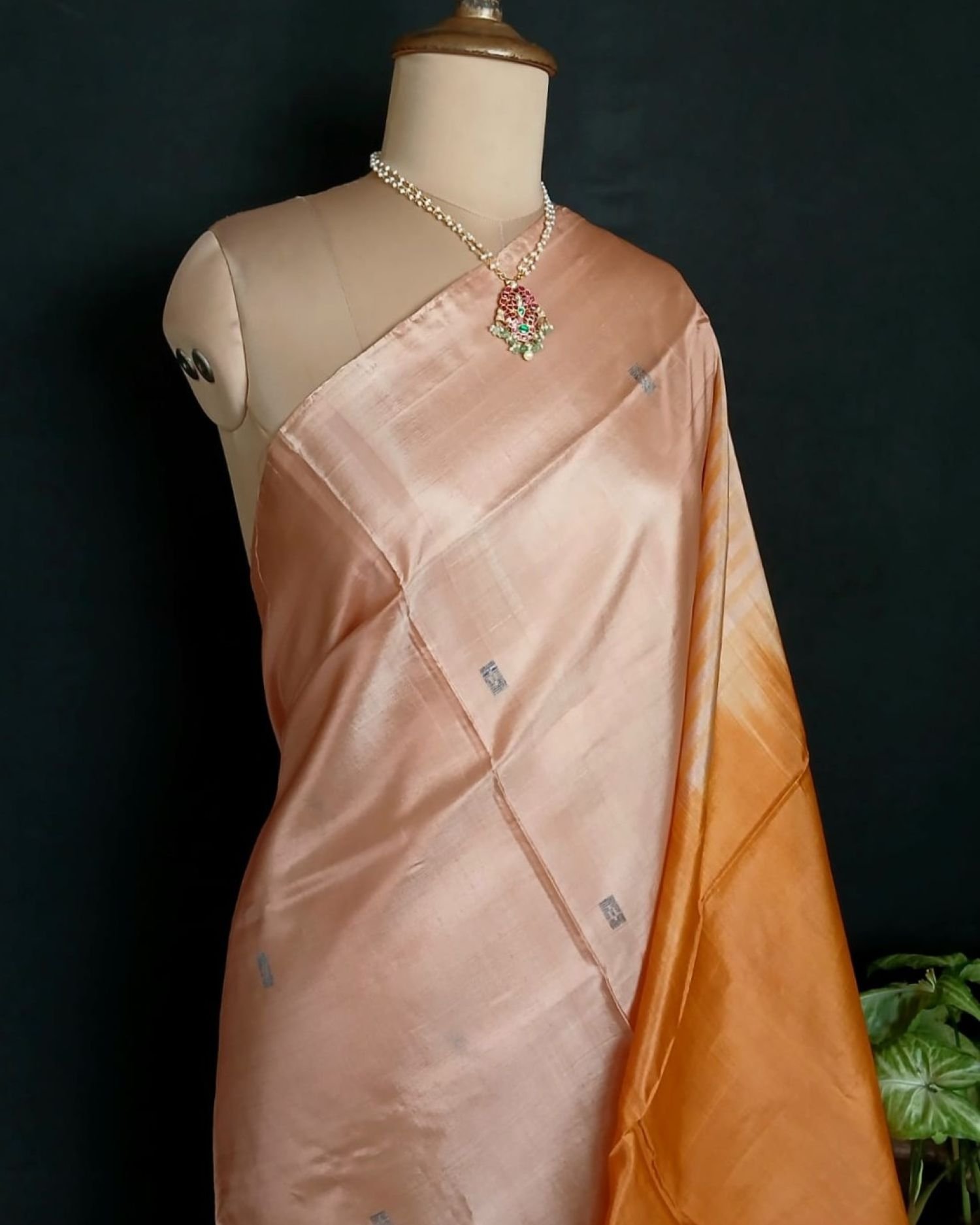 Banana Pith Fibre Handwoven Saree - (BPHS0001) - Image 2