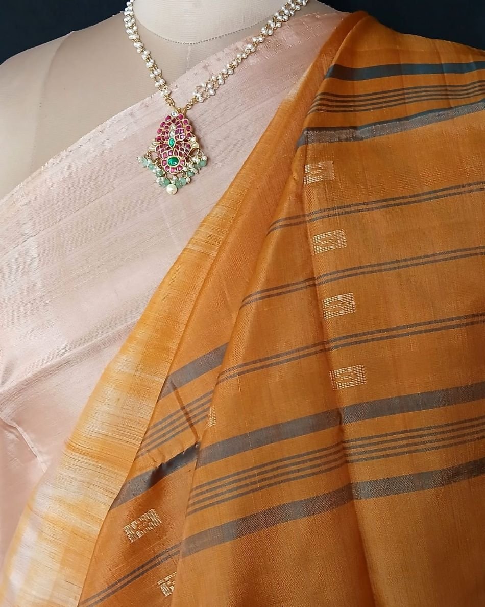 Banana Pith Fibre Handwoven Saree - (BPHS0001) - Image 6