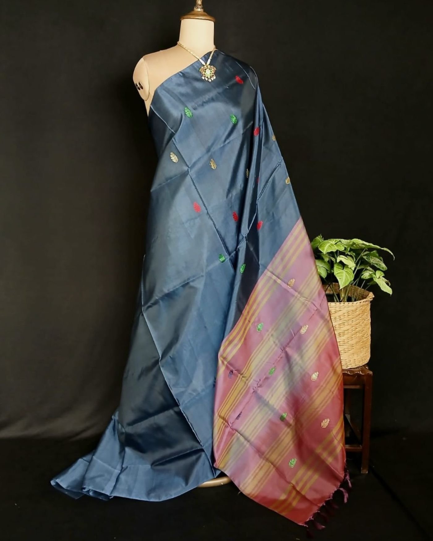 Banana Pith Fibre Handwoven Saree - (BPHS0003)