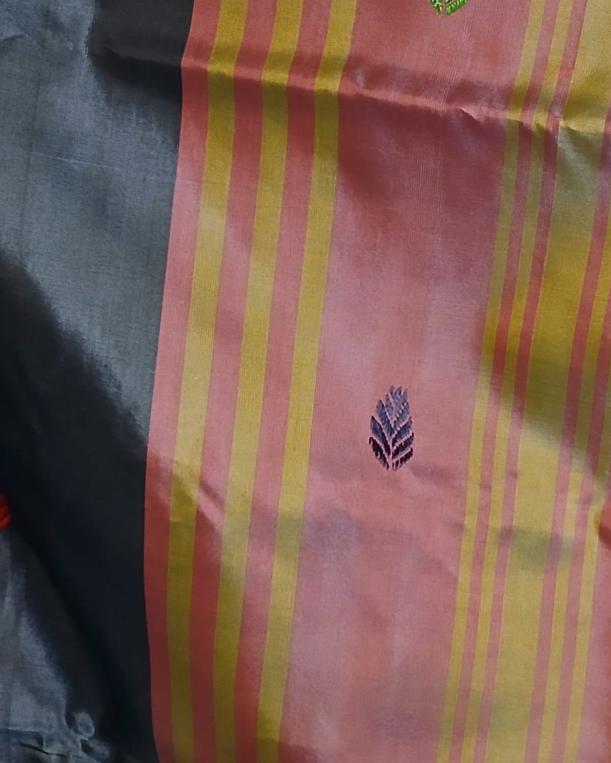 Banana Pith Fibre Handwoven Saree - (BPHS0003) - Image 12