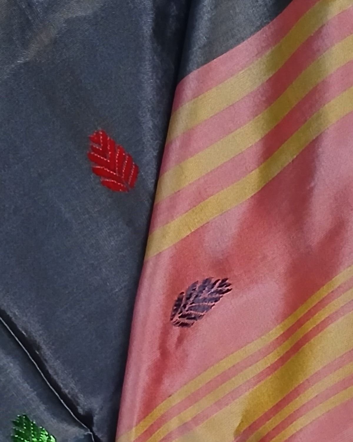 Banana Pith Fibre Handwoven Saree - (BPHS0003) - Image 6