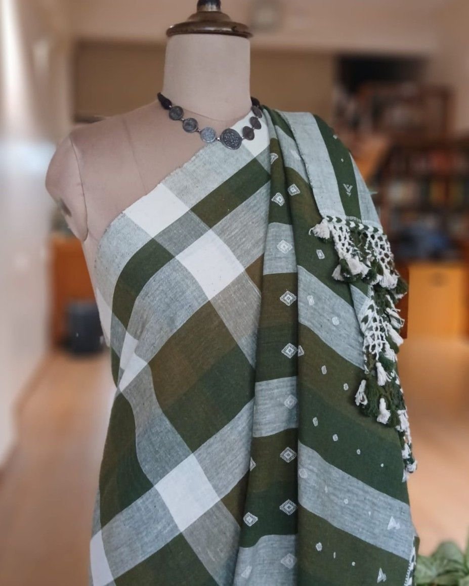 Bhujodi Saree Handwoven in Kala Cotton – (BHUJ0011) - Image 6
