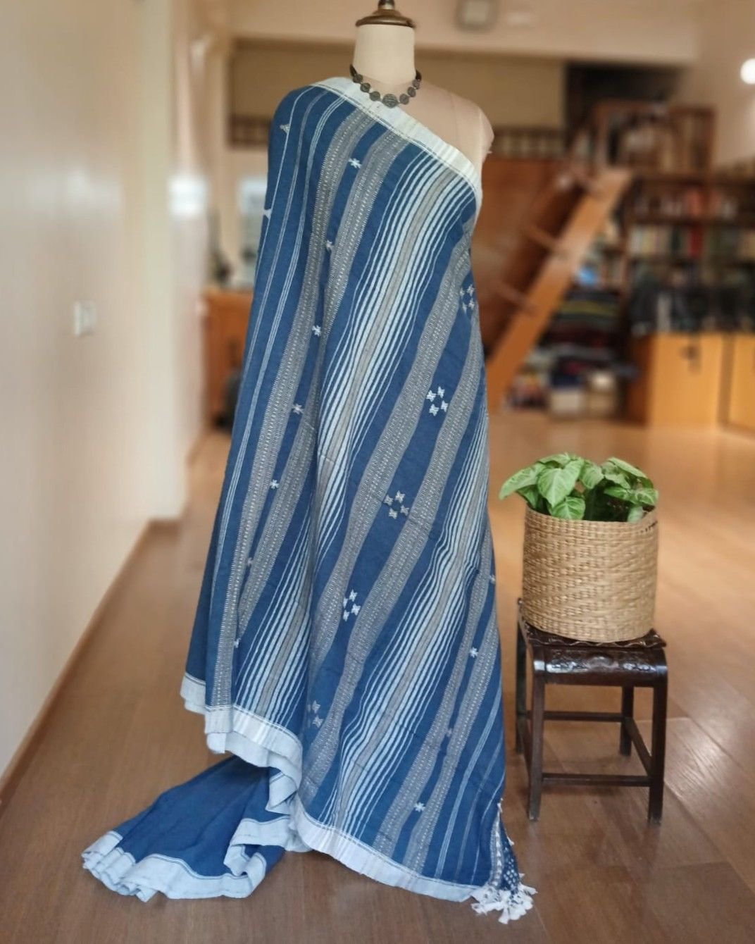 Indigo Kala Cotton Bhujodi with Tussar Silk Highlights – (BHUJ0015) - Image 7