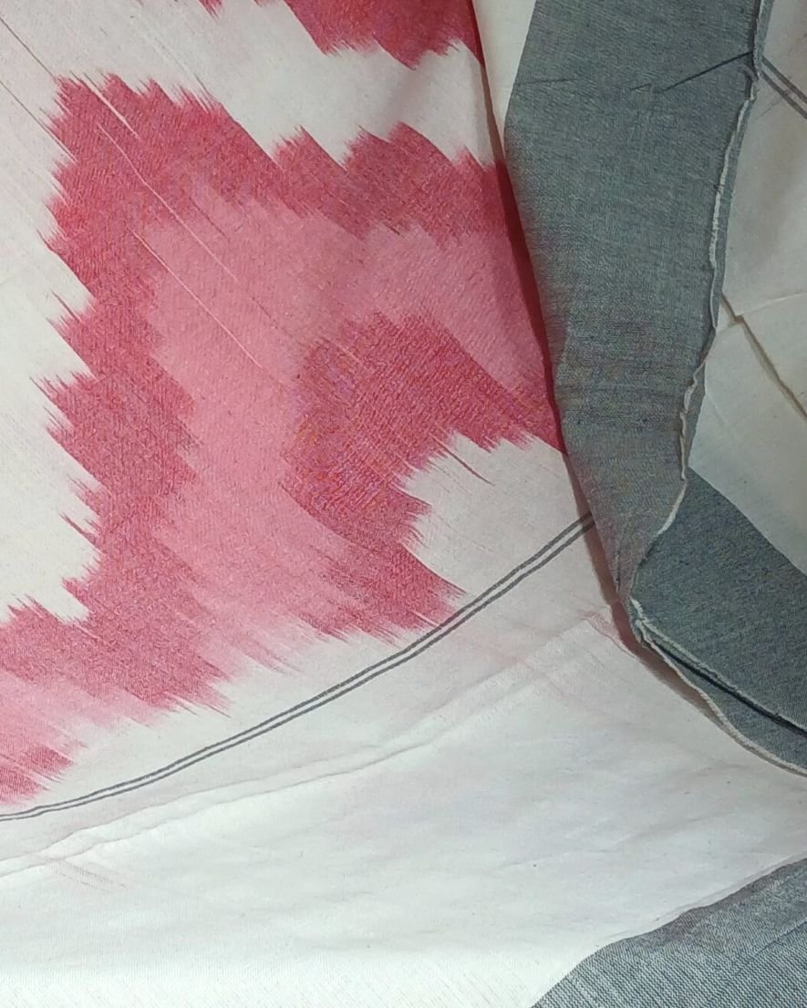 Ikat Cotton Double Bedsheet Set with Pillowcases – (BDST1040) - Image 2