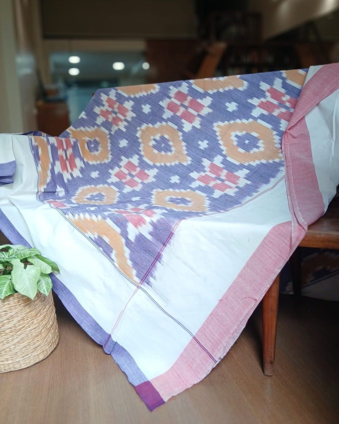 Ikat Cotton Double Bedsheet Set with Pillowcases – (BDST1042)