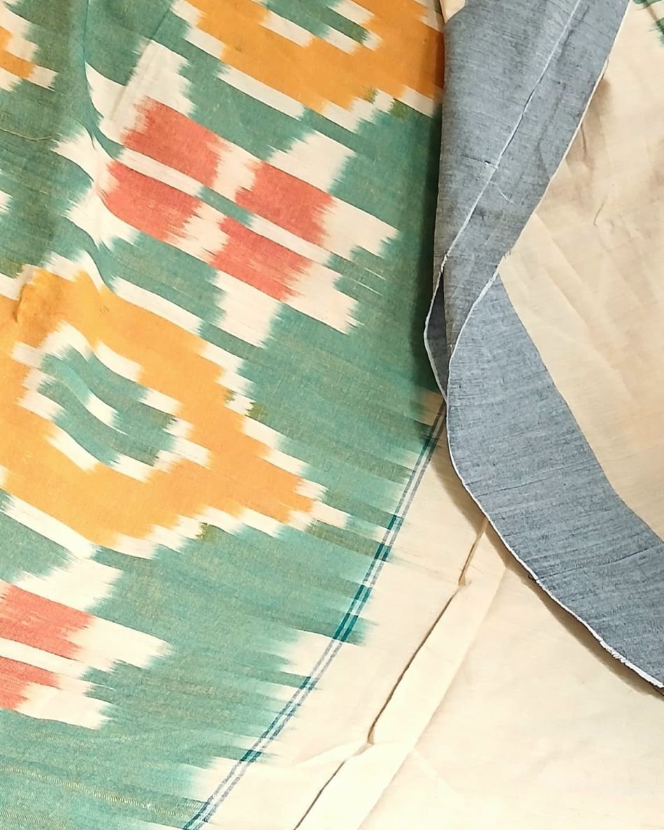 Ikat Cotton Double Bedsheet Set with Pillowcases – (BDST1045) - Image 2