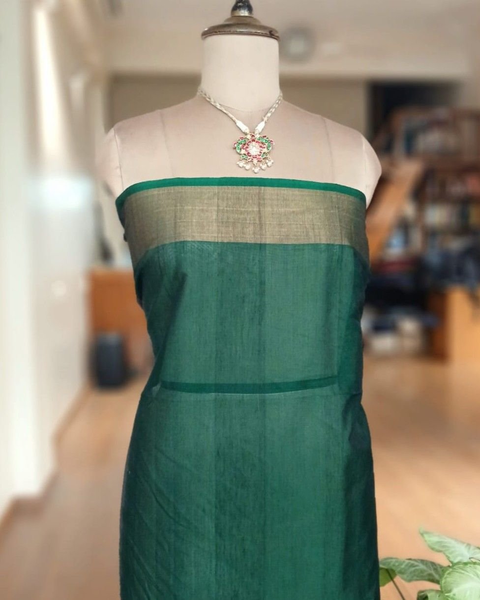 Handloom Single Ikat in Silk-Cotton Saree - (HSIS0017) - Image 10