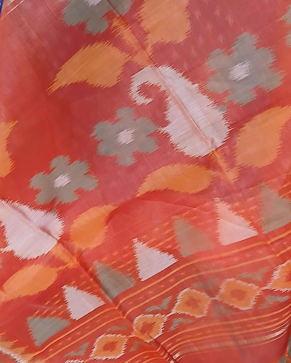 Handloom Single Ikat in Silk-Cotton Saree - (HSIS0010) - Image 5