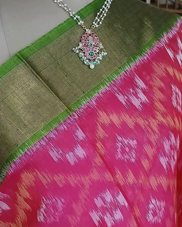 Handloom Single Ikat in Silk-Cotton Saree - (HSIS0009) - Image 3