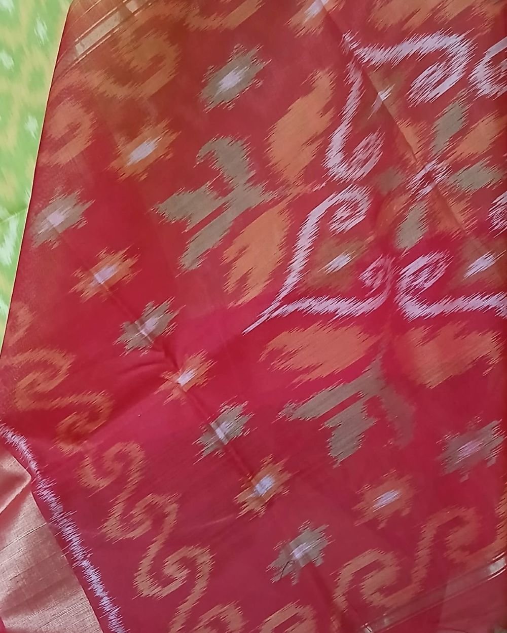 Handloom Single Ikat in Silk-Cotton Saree - (HSIS0007) - Image 5