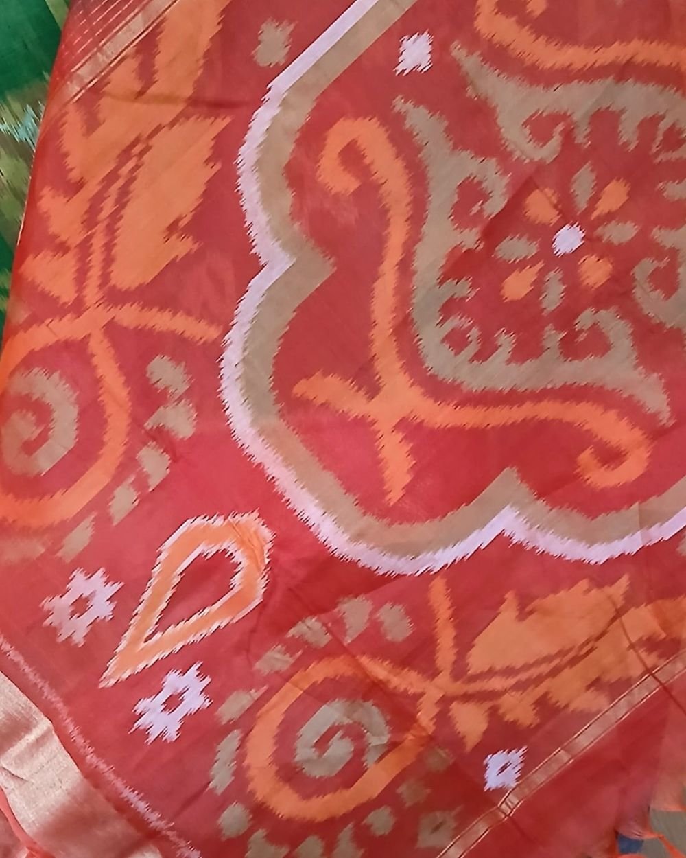 Handloom Single Ikat in Silk-Cotton Saree - (HSIS0031) - Image 5