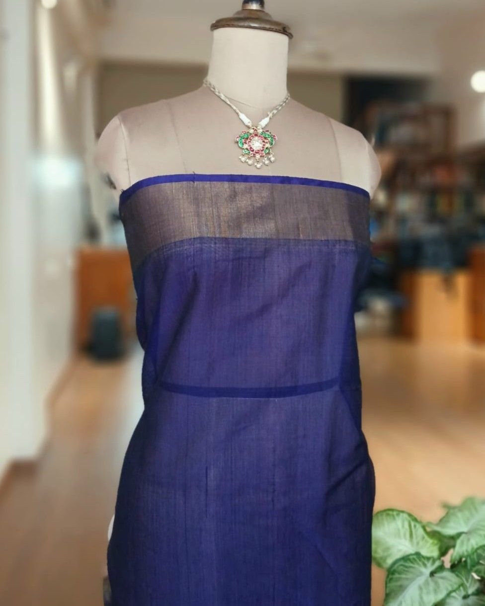 Handloom Single Ikat in Silk-Cotton Saree - (HSIS0032) - Image 9