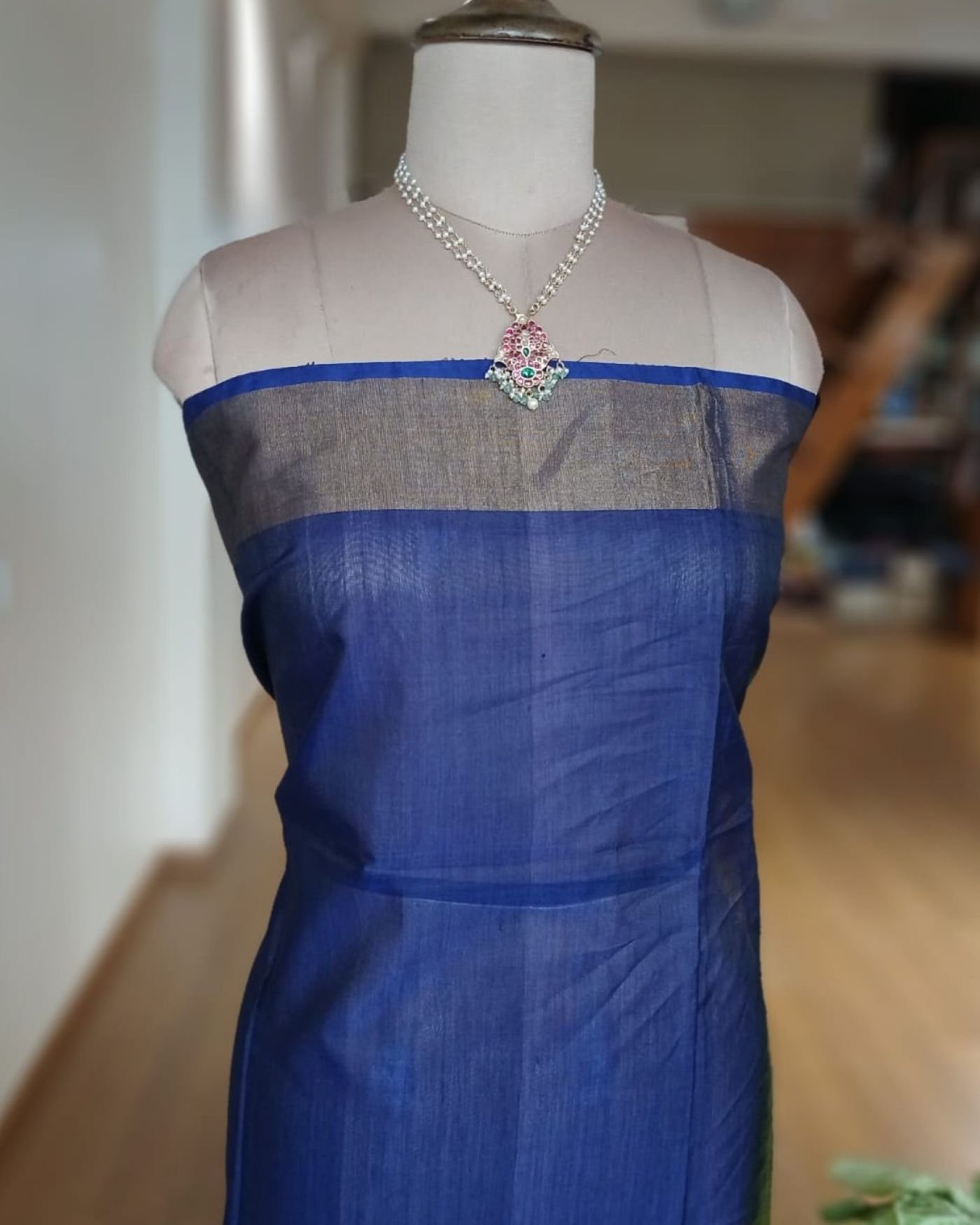 Handloom Single Ikat in Silk-Cotton Saree - (HSIS0015) - Image 8