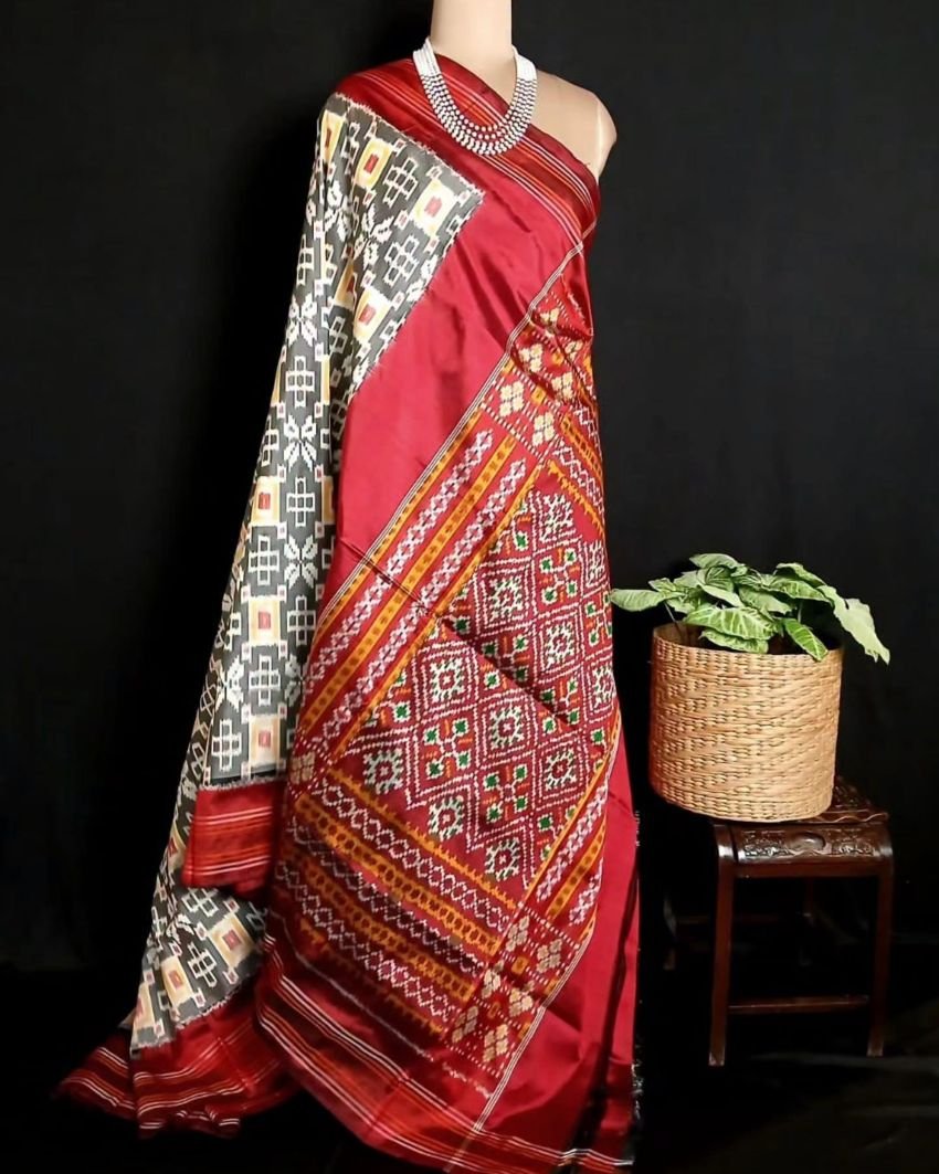 No-Zari Single Ikat Silk Saree - (NZIS0001) - Image 8