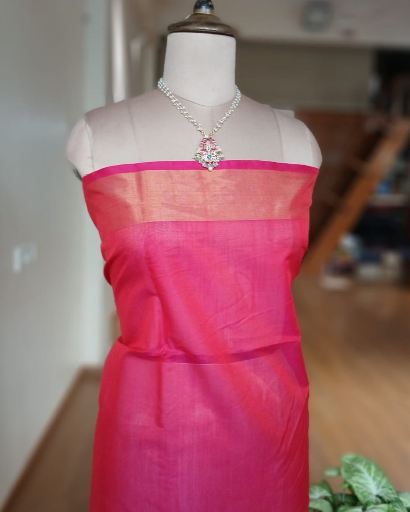 Handloom Single Ikat in Silk-Cotton Saree - (HSIS0003) - Image 10