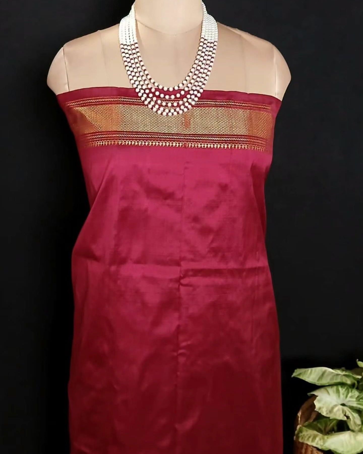 Ivory Coloured Single Ikat Silk Saree - (NZIS0004) - Image 9
