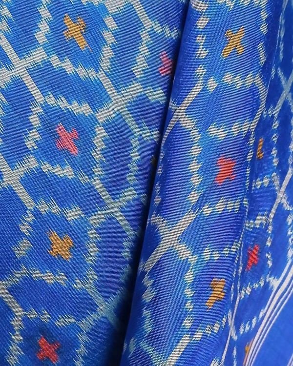 No-Zari Single Ikat Silk Saree in Blue - (NZIS0005) - Image 3